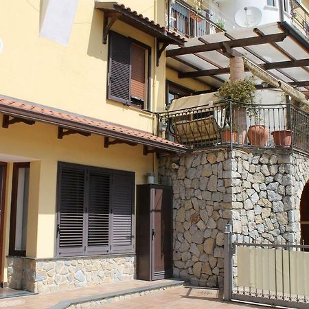 Villa Le Giare Ospitalita Diffusa Agerola Bagian luar foto