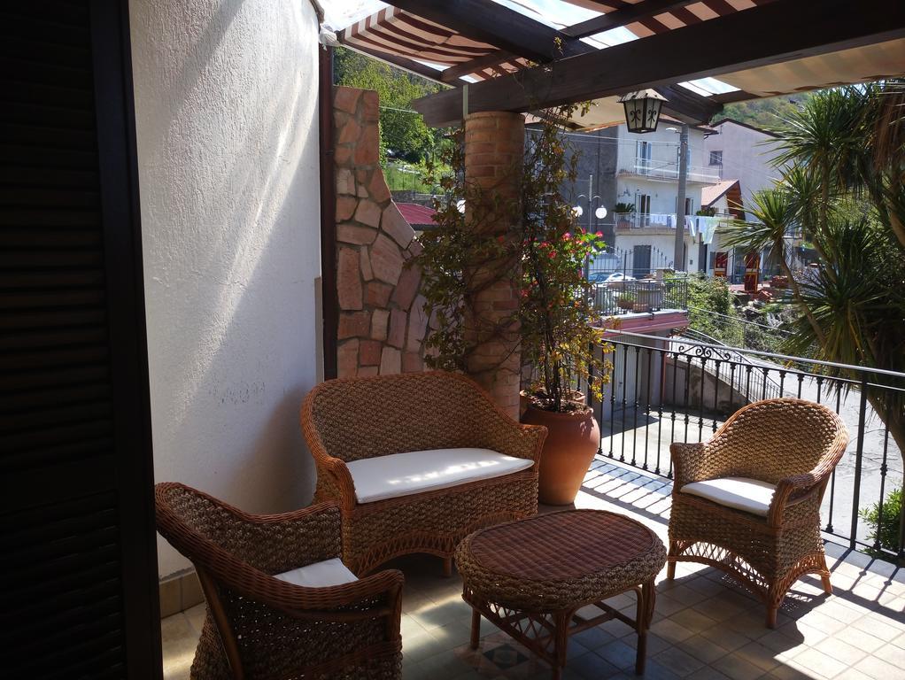 Villa Le Giare Ospitalita Diffusa Agerola Bagian luar foto