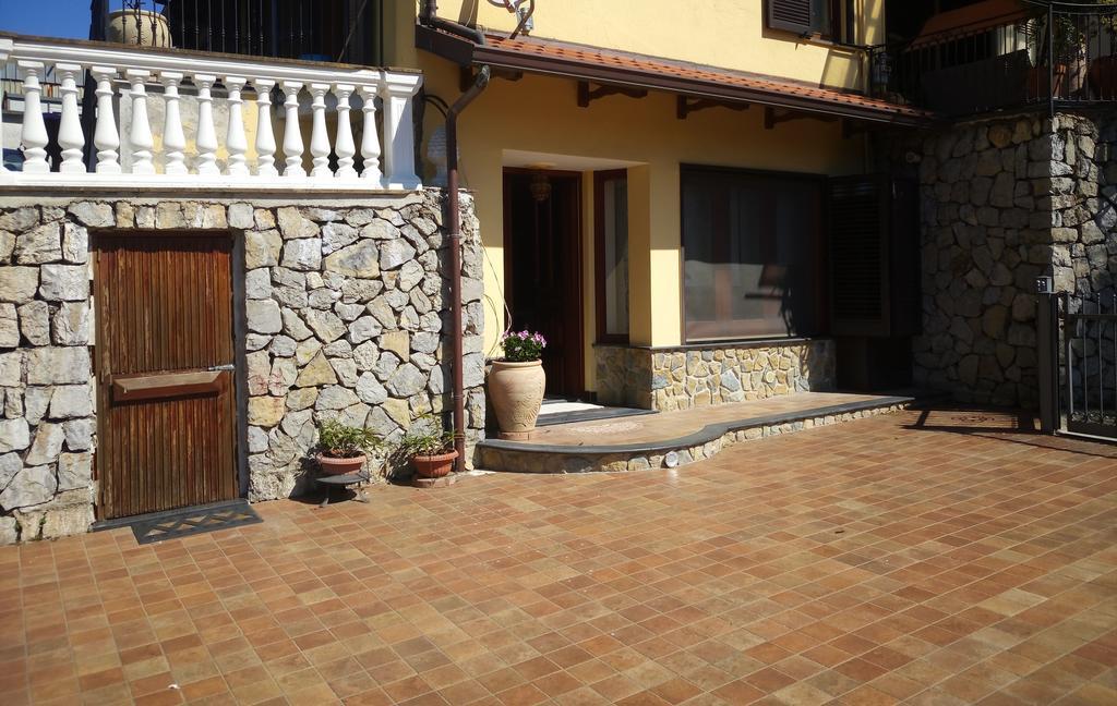 Villa Le Giare Ospitalita Diffusa Agerola Bagian luar foto