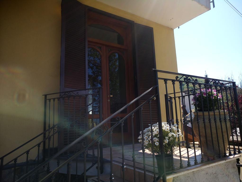 Villa Le Giare Ospitalita Diffusa Agerola Bagian luar foto