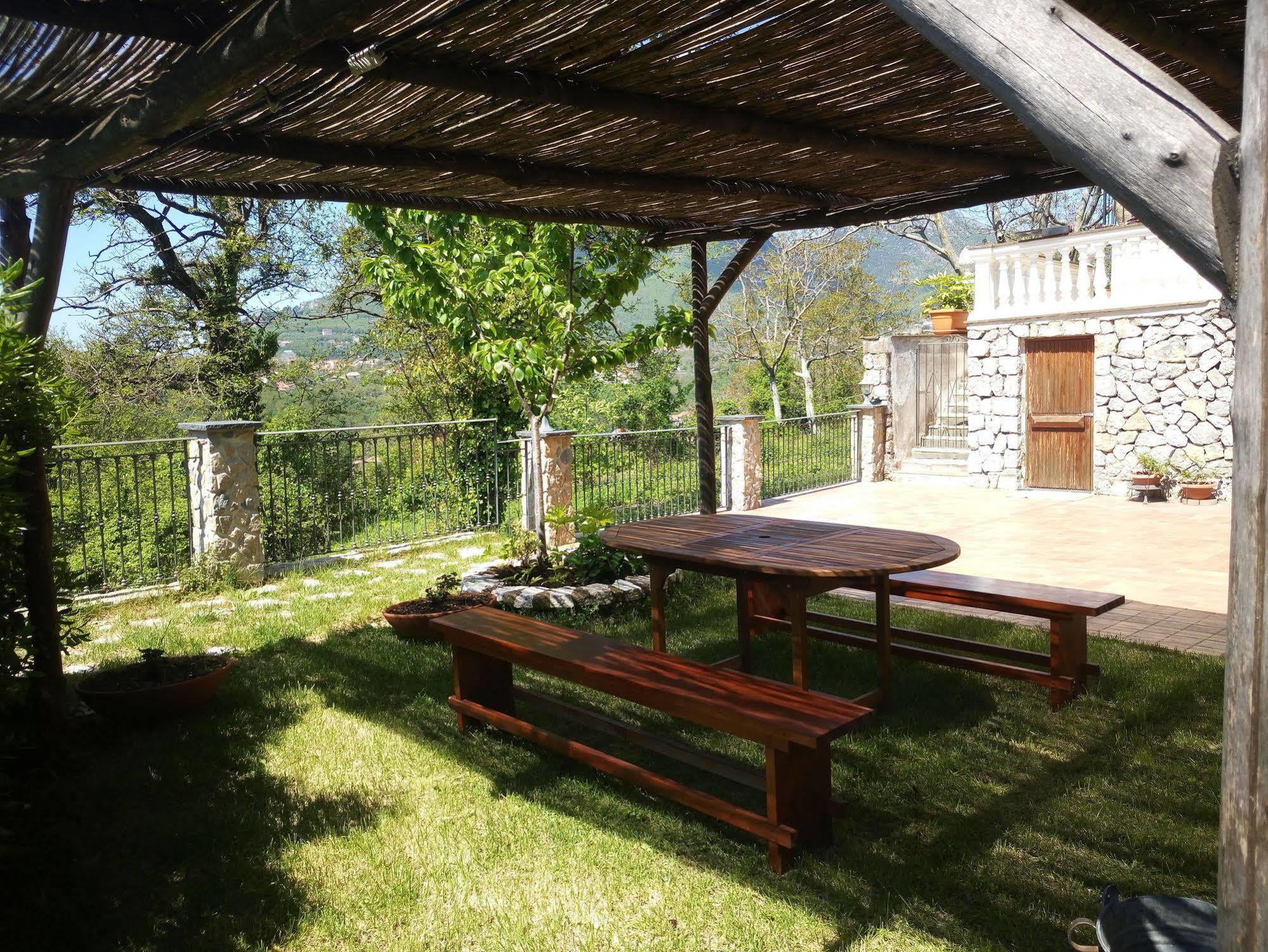 Villa Le Giare Ospitalita Diffusa Agerola Bagian luar foto