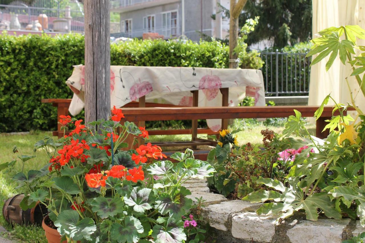 Villa Le Giare Ospitalita Diffusa Agerola Bagian luar foto